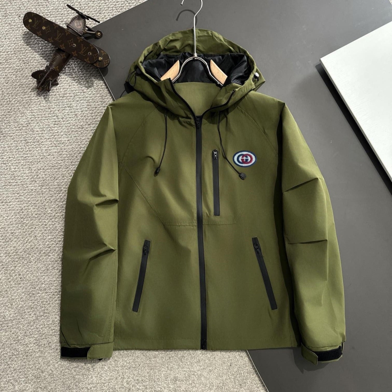 G*u*i coats